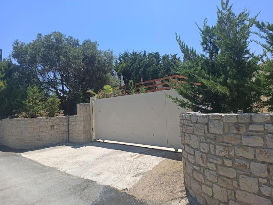 Villa Ikaros Kalamitsi Amygdali Exterior photo